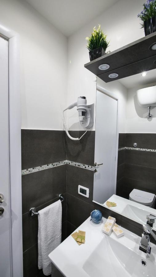 Home Suites Giolitti Рим Экстерьер фото